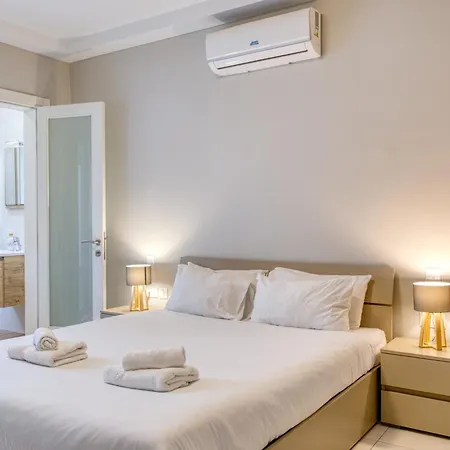 Unique Two Bedroom With Huge Outdoor Area And Close To Entertainment Appartement Is-Swieqi